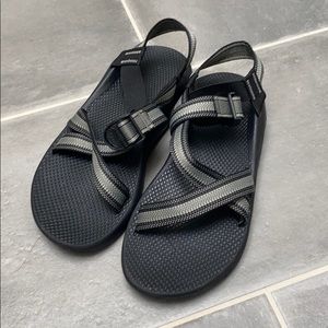 Men’s Chaco Sandals Gray Straps Size 10